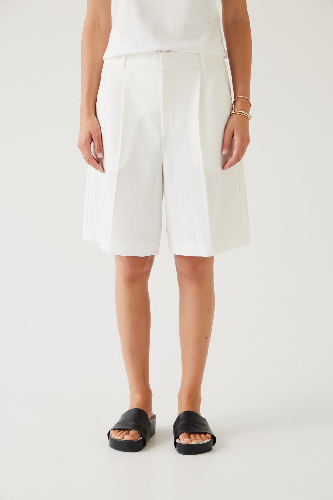 Court Shorts | Porcelain