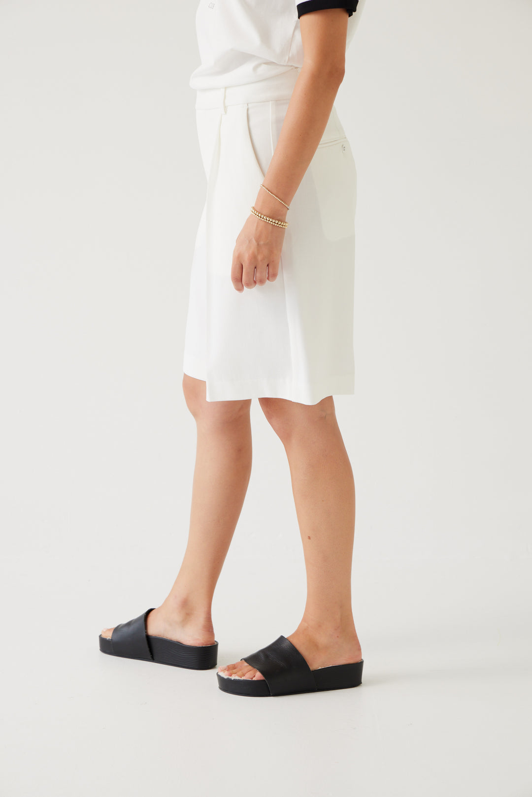 Court Shorts | Porcelain