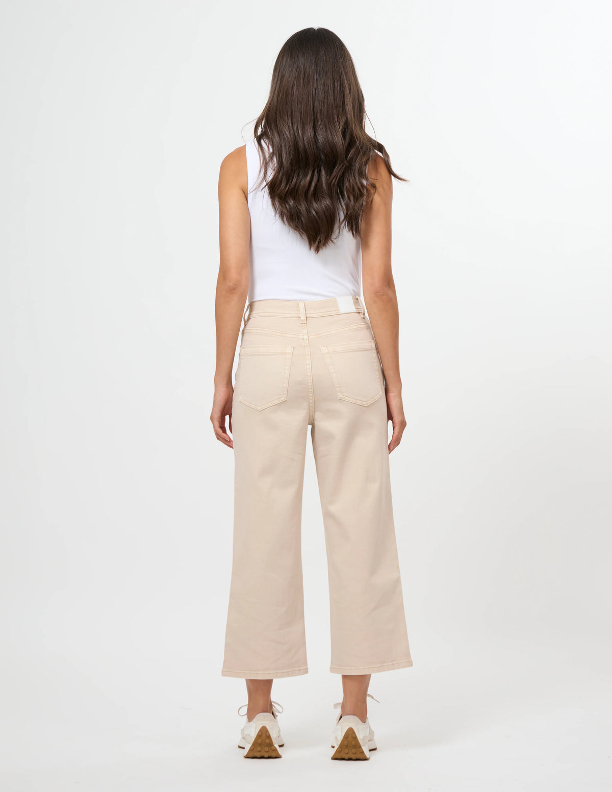 Dina Pant-Bone