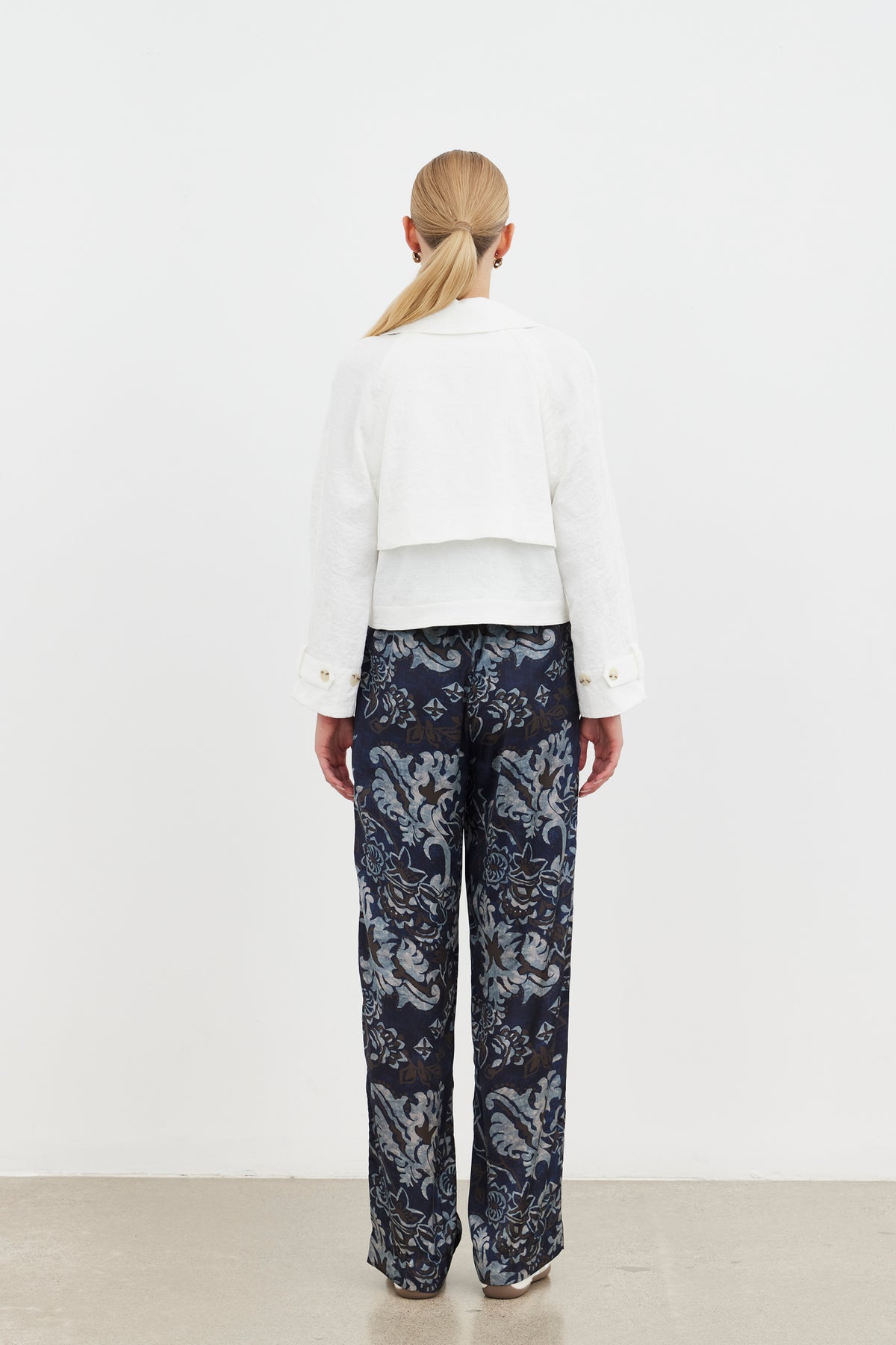 Callisto Crop trench-White