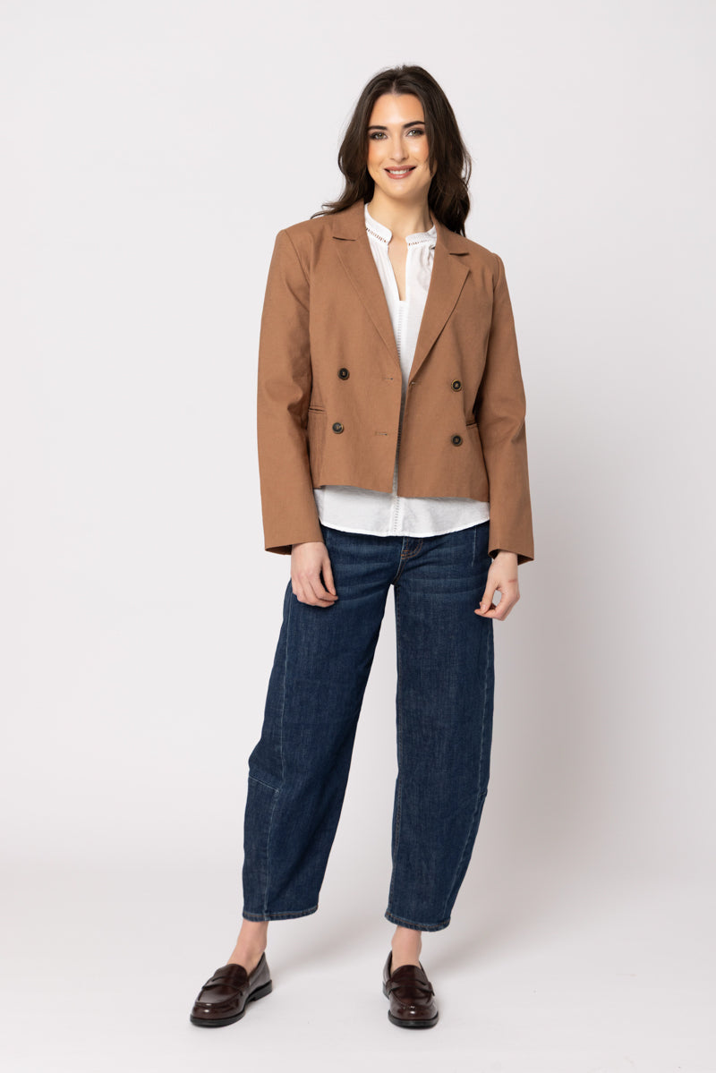 Audrey Blazer-Caramel