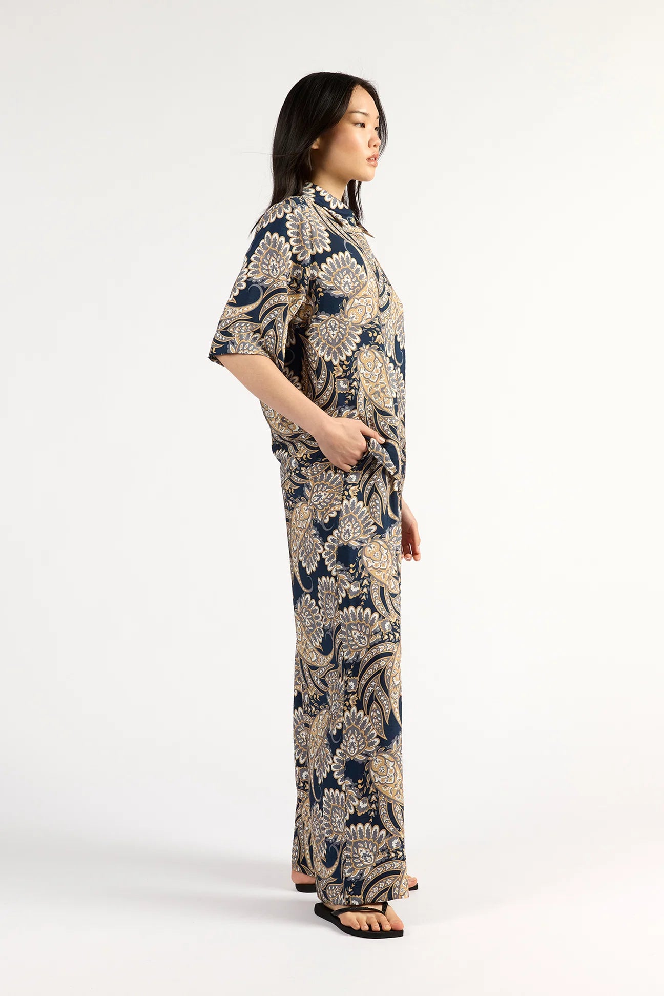 Arizona Pants-Navy Paisley