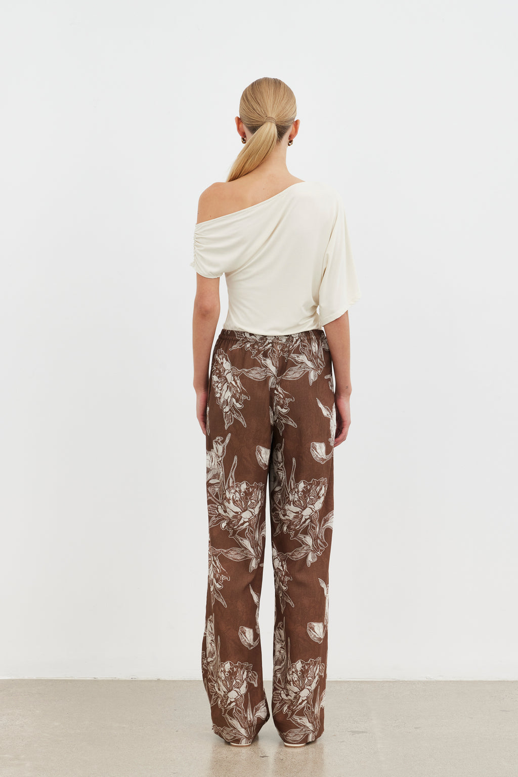 Arla Printed Pant-Choc Flower Power