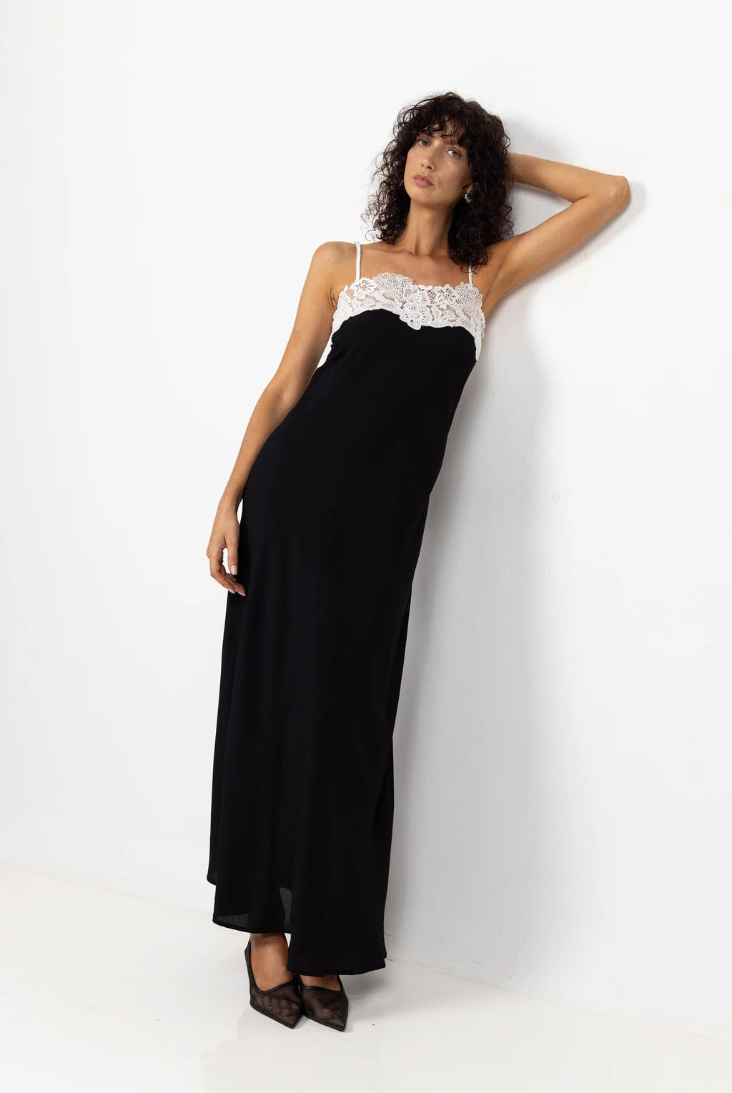 Aria Dress- Black/ Ivory Lace