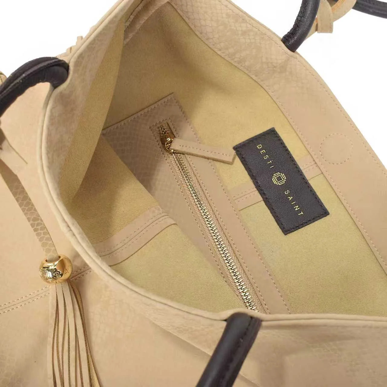 Tassel Shopper (Sandstone)