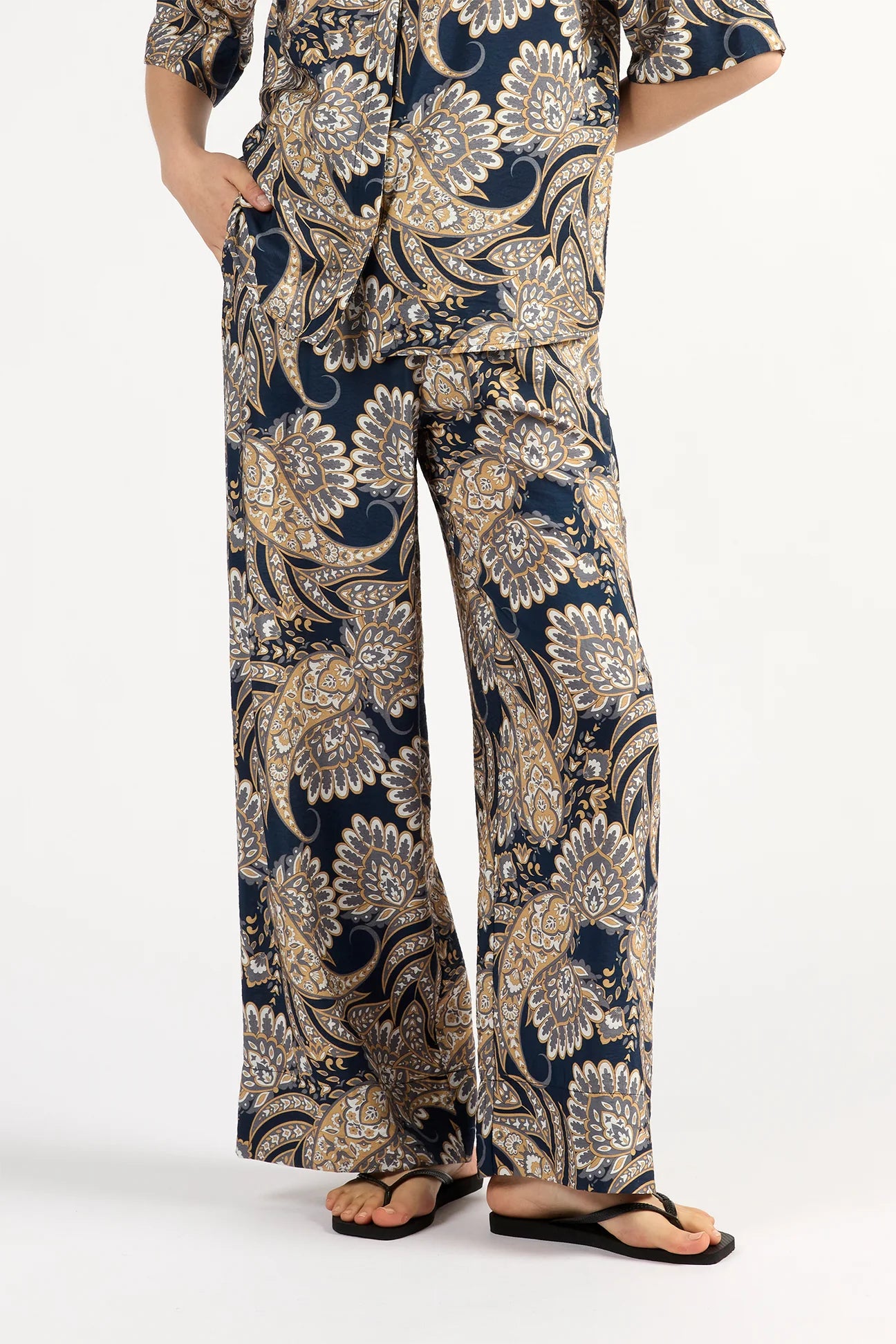 Arizona Pants-Navy Paisley