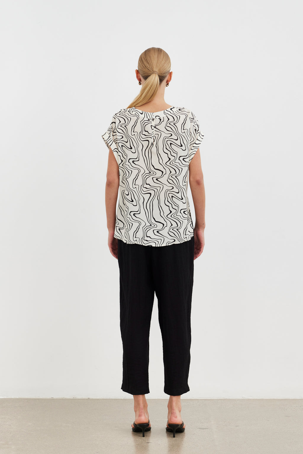Eclipse Cuff Top