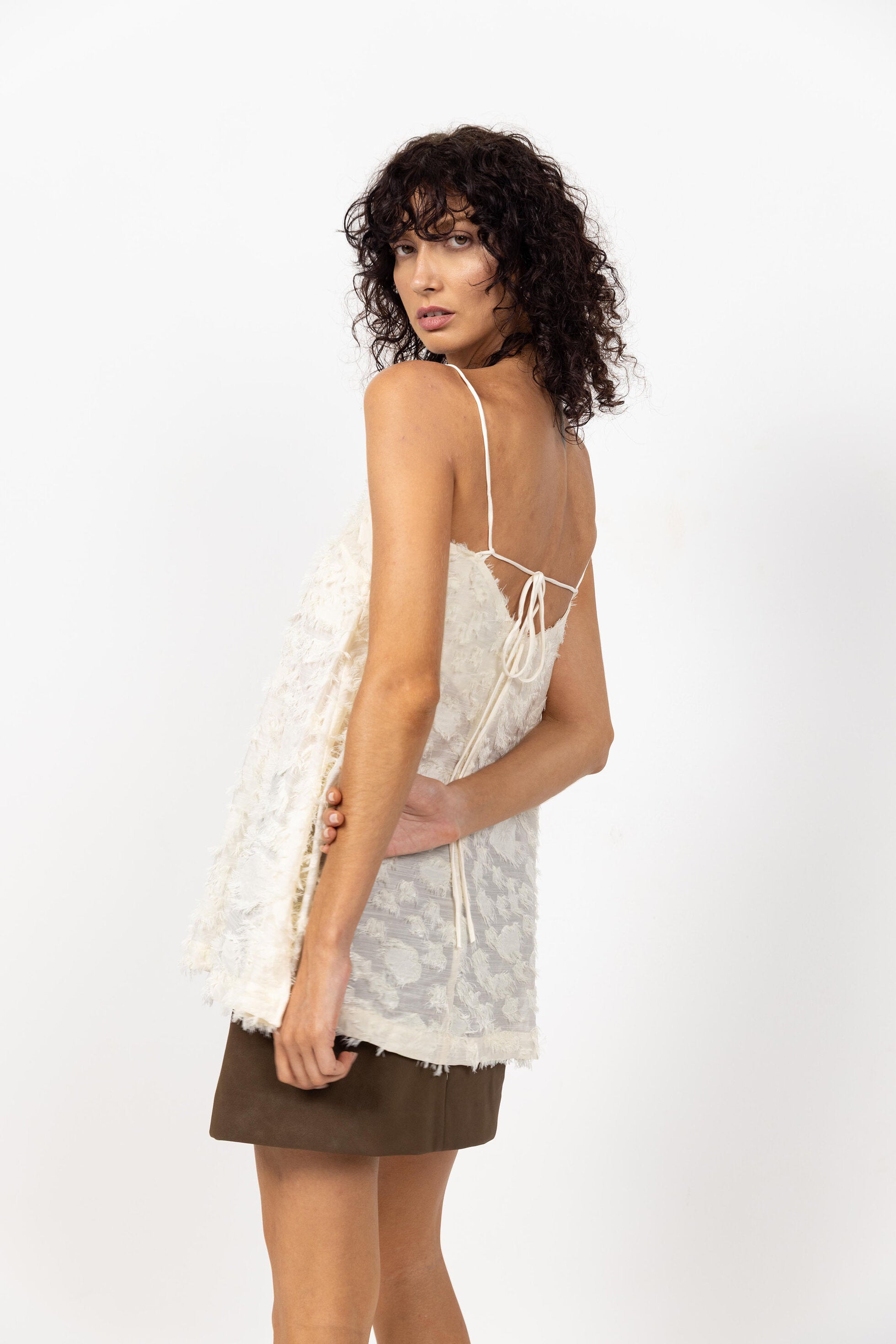 Stay Close Cami (Ivory)