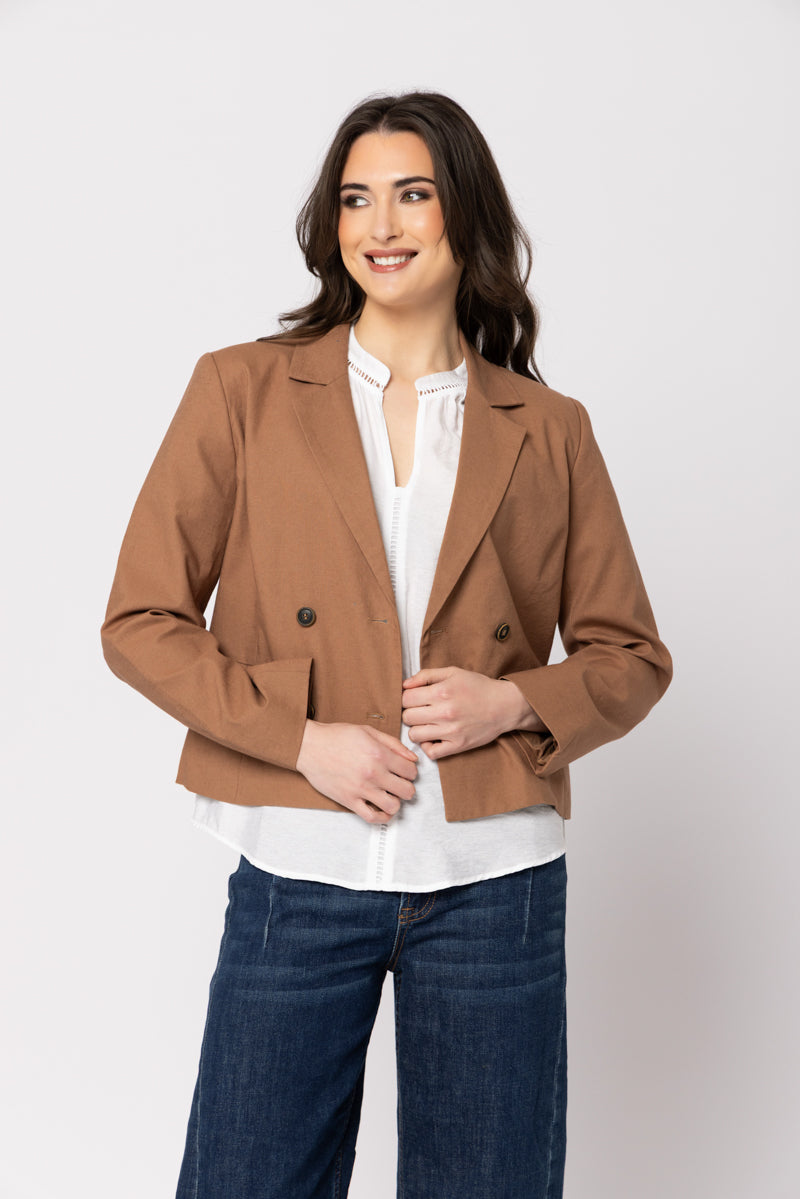 Audrey Blazer-Caramel