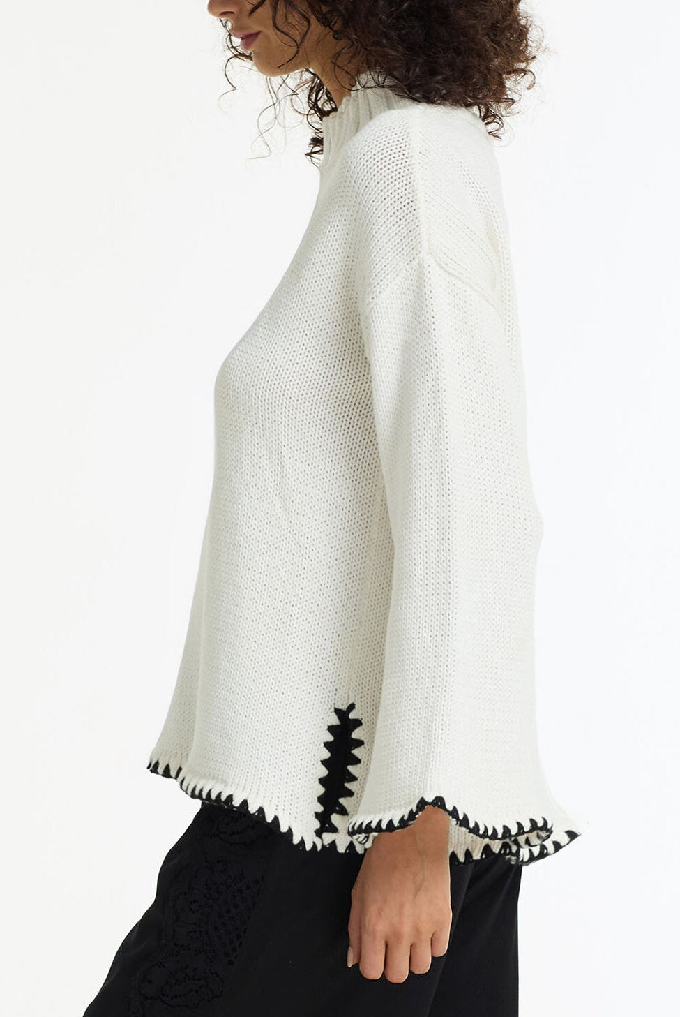 Vogue Sweater (White)