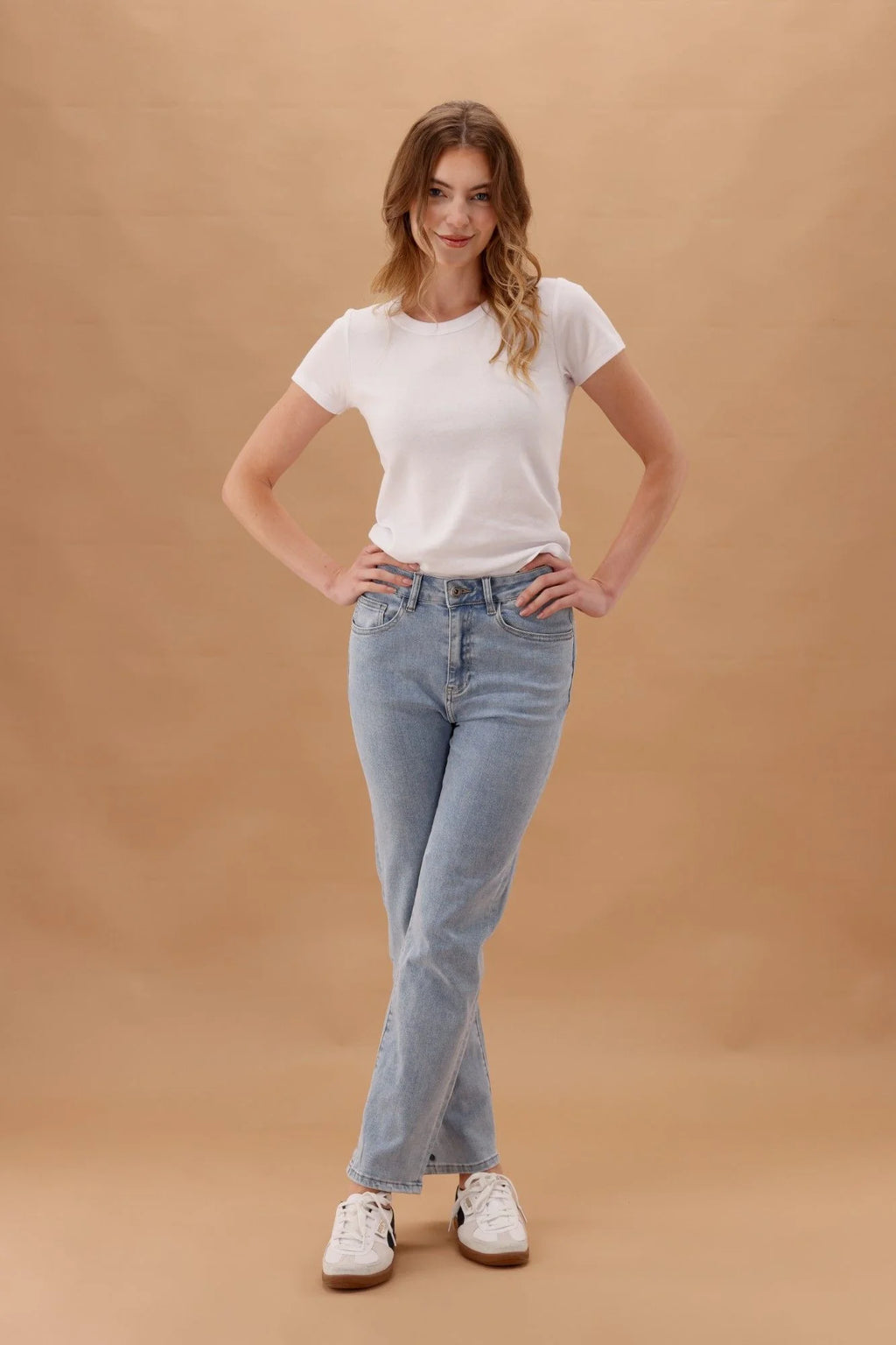 Ada Straight Leg Jean (Light Blue)