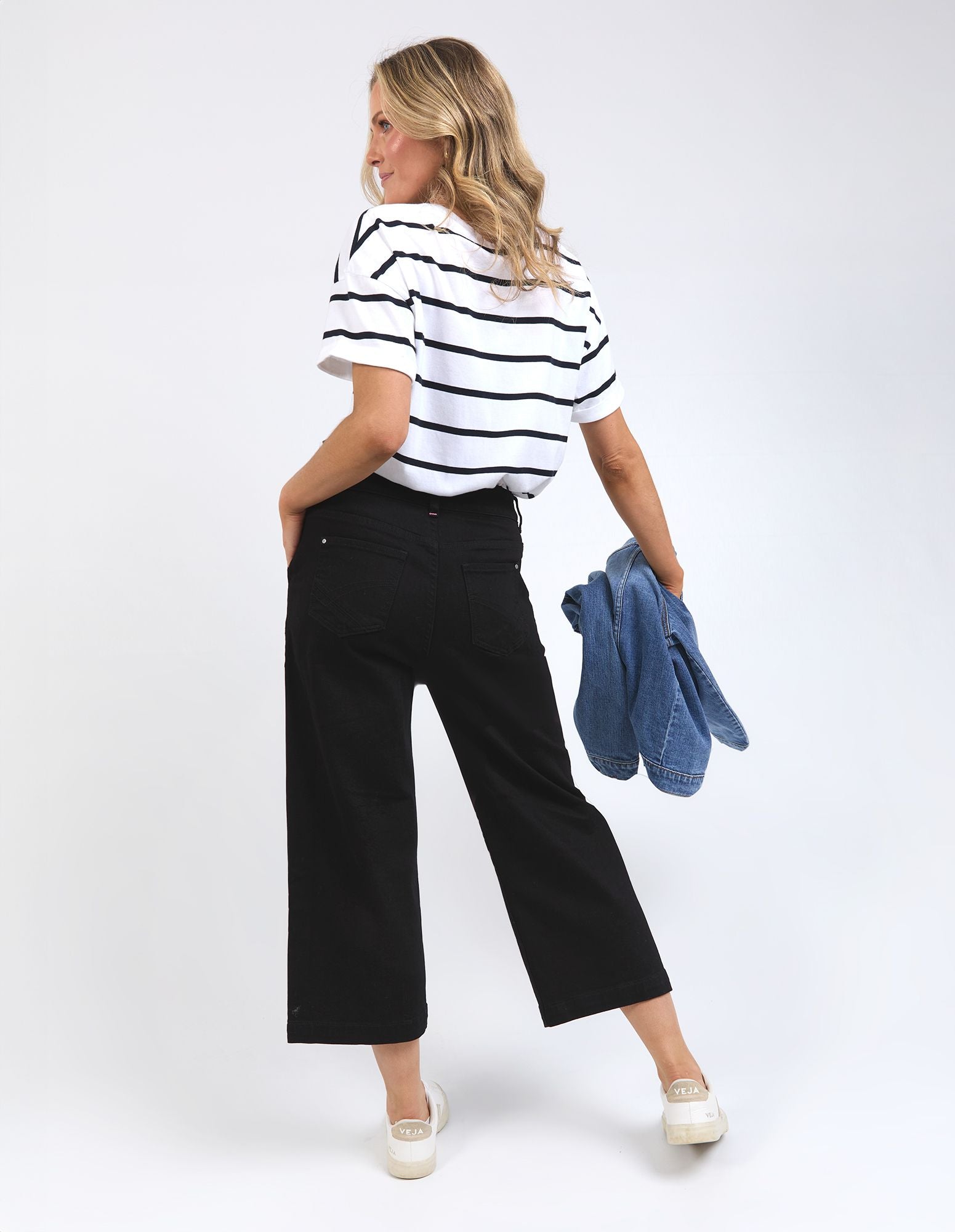 Sidney Cropped Wide Leg Jean (Black)
