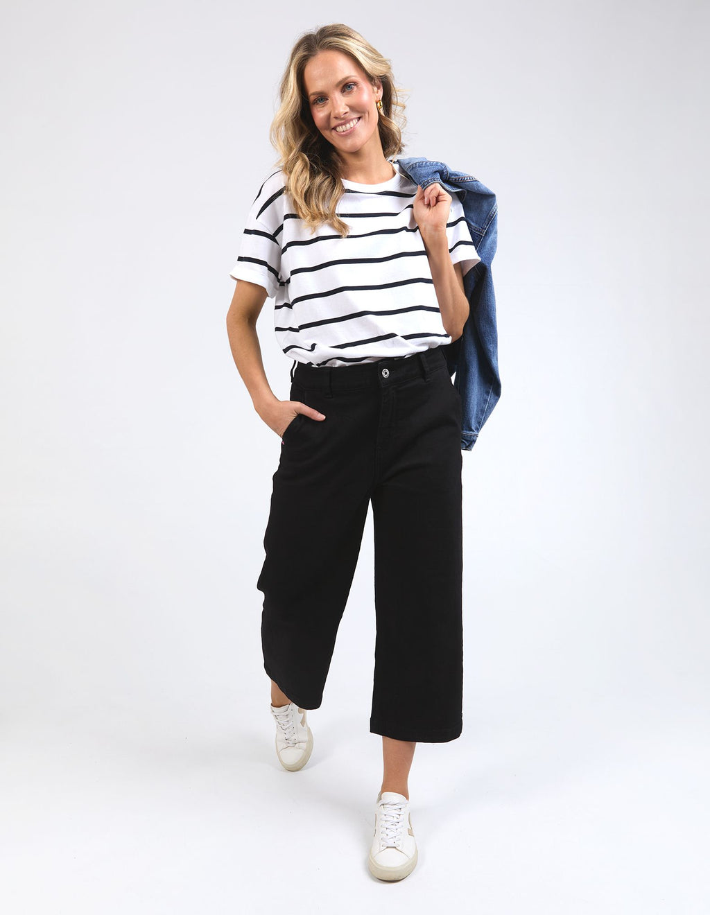 Sidney Cropped Wide Leg Jean (Black)