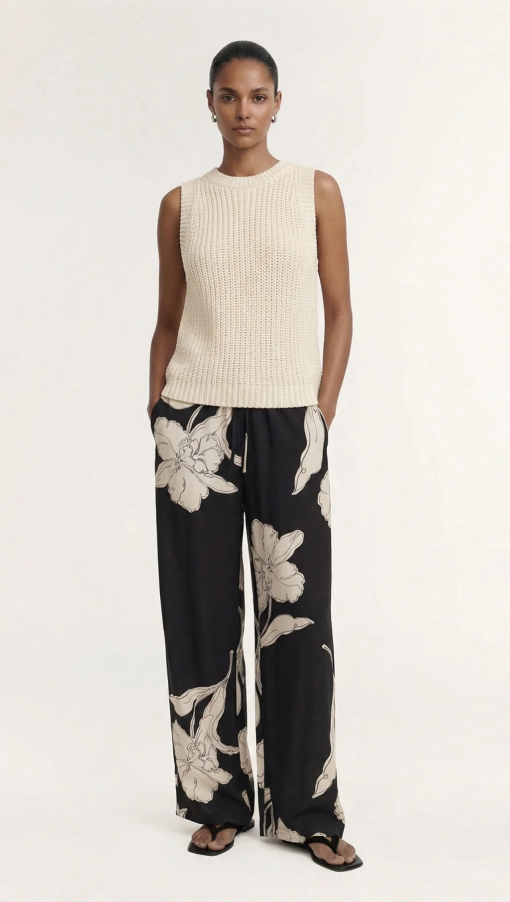Veda Relaxed Pant (Black/Cream Floral)