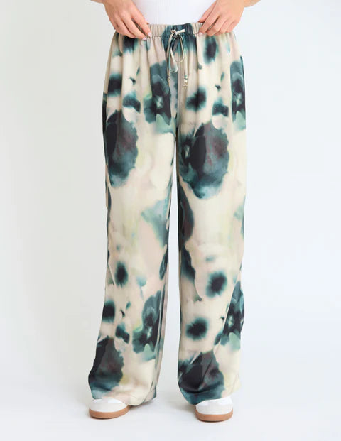 Arina Pant - Olive Grove