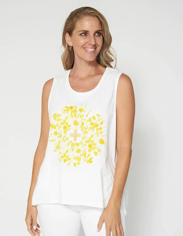 Stella + Gemma - Tank White Pressed Flower Wreath