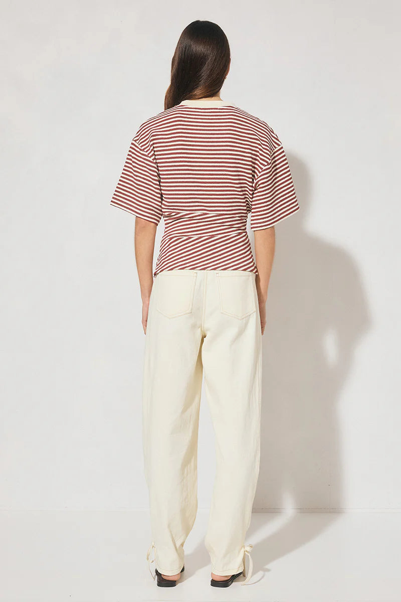 Aura Tee- Burgandy Cream