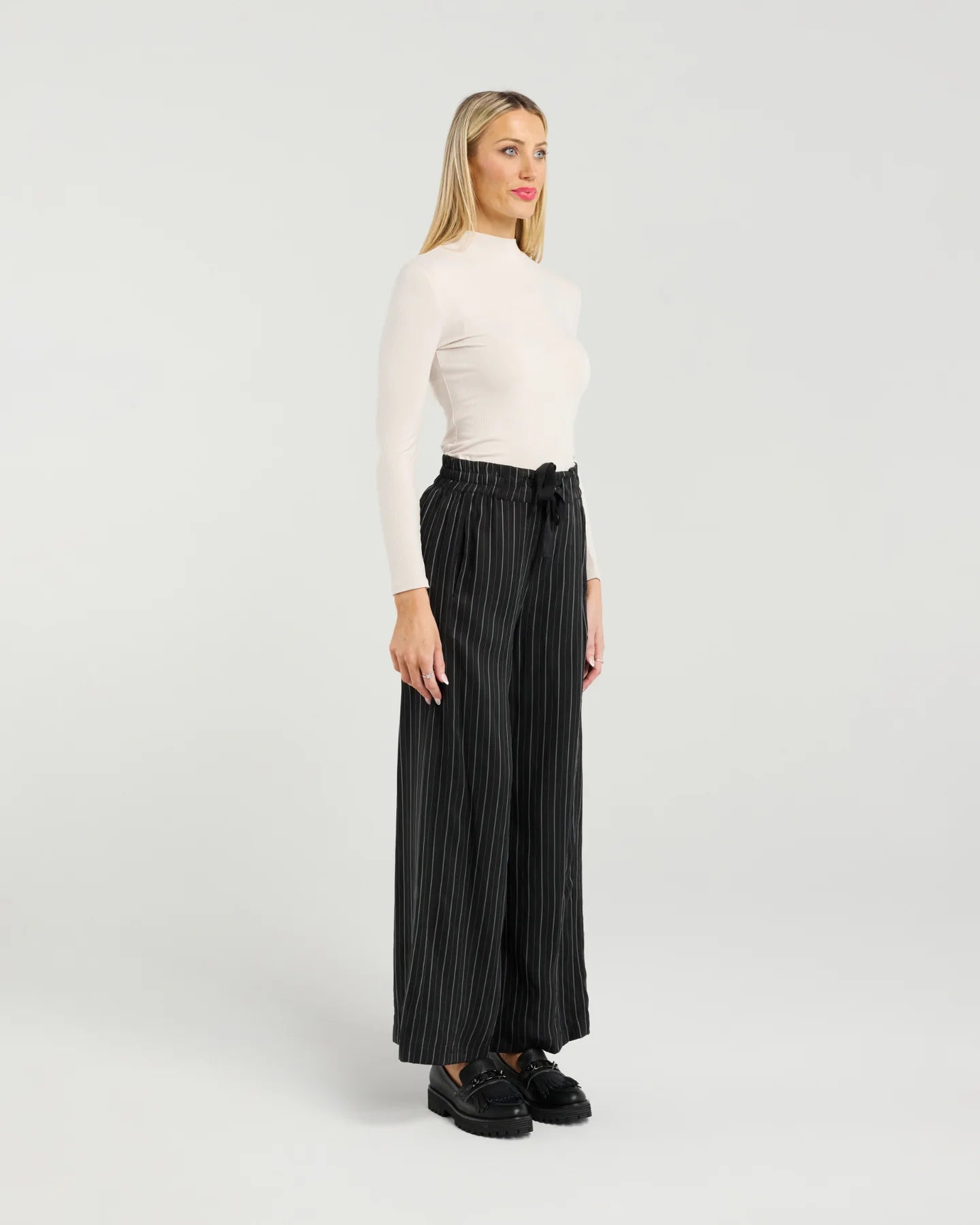 Chole Pant- Noir Pinstripe