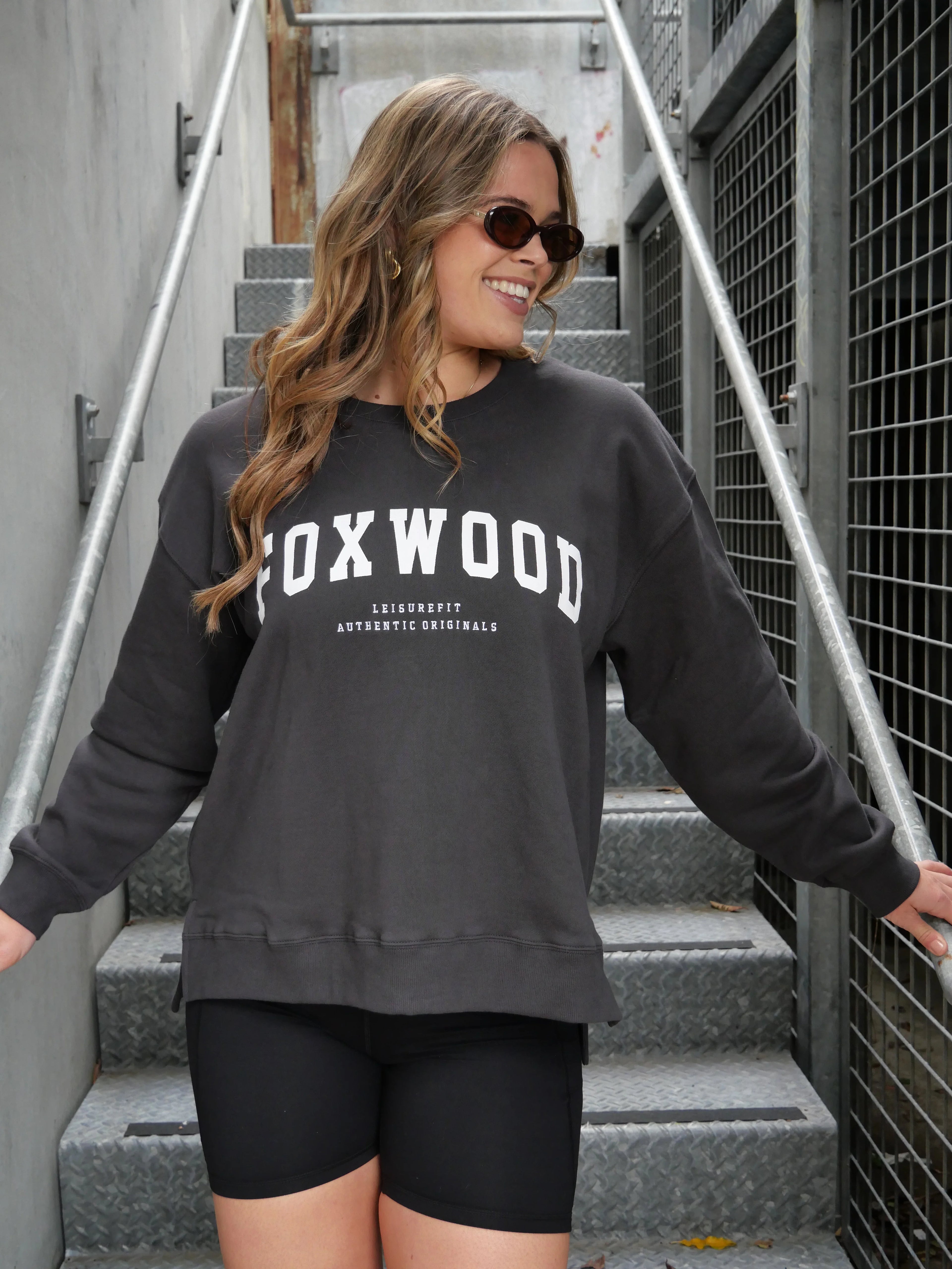 Interval Crew-Dark Grey