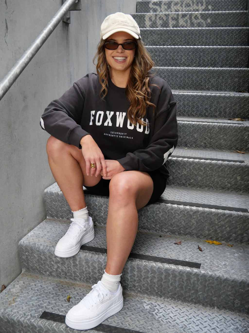Interval Crew-Dark Grey
