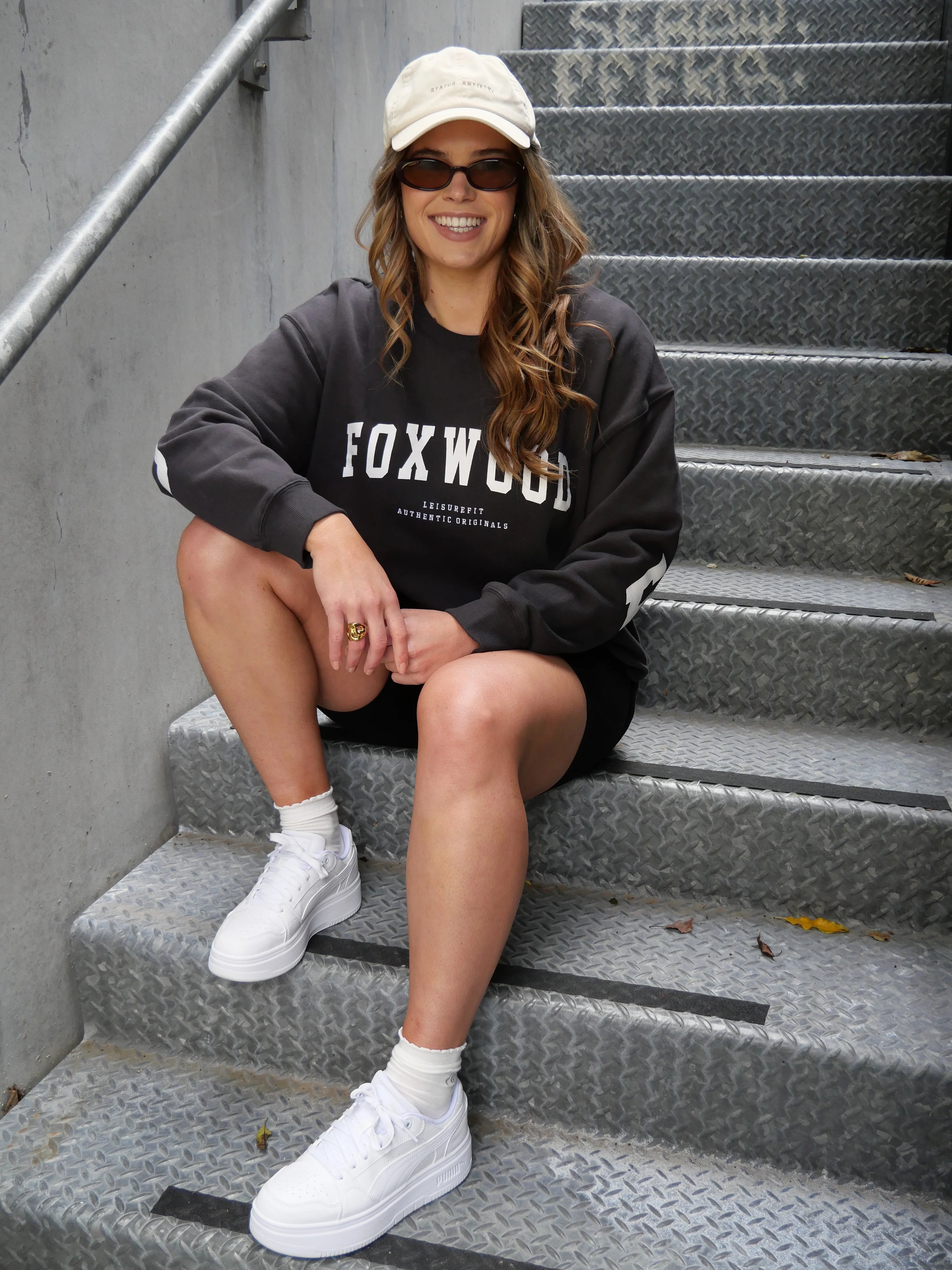 Interval Crew-Dark Grey