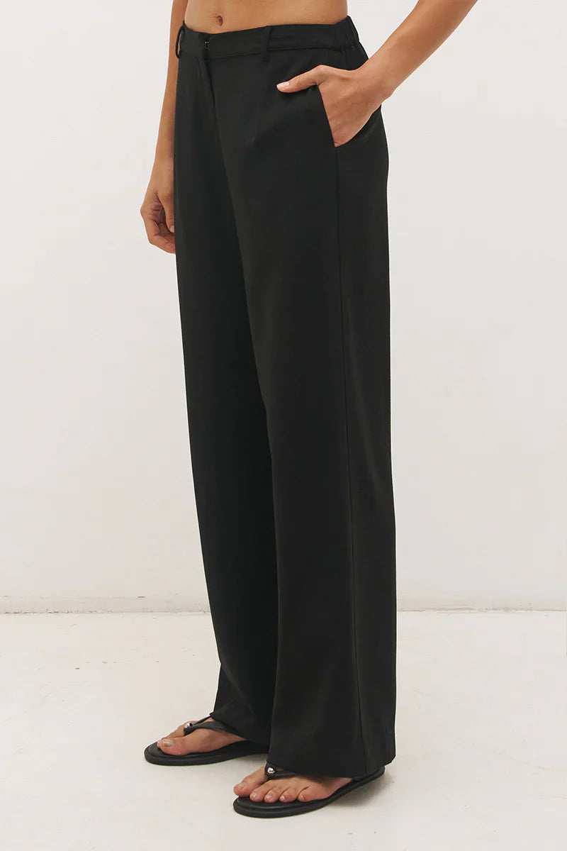 Elira Belted Pant (Black)
