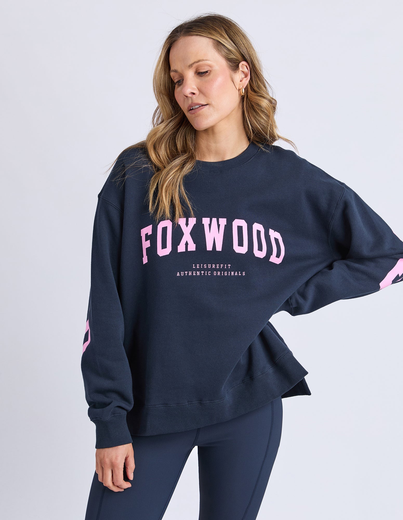 Foxwood Interval Crew- Navy & Pink
