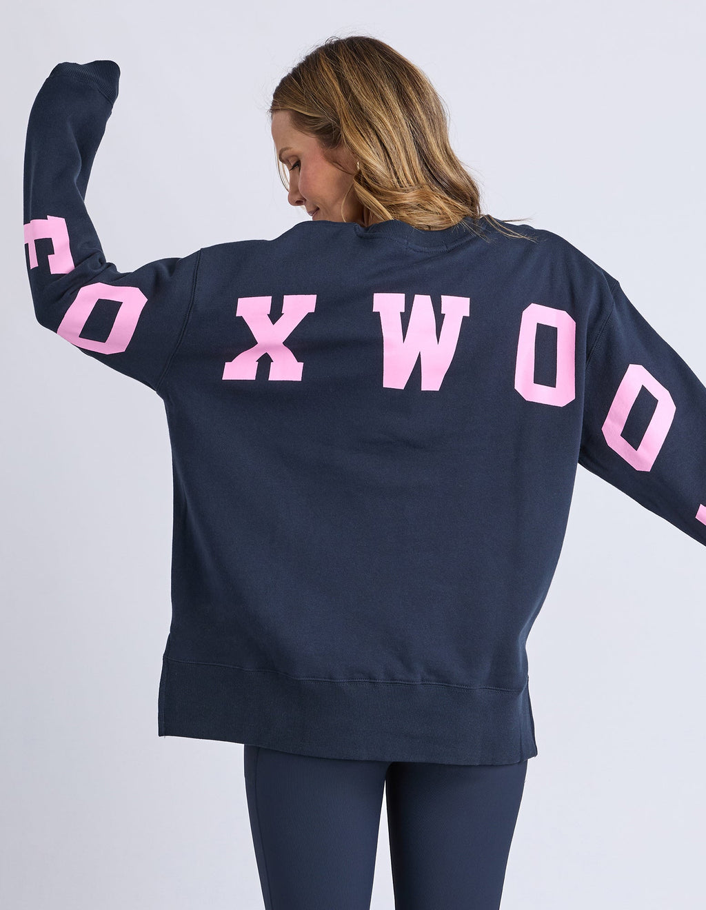 Foxwood Interval Crew- Navy & Pink