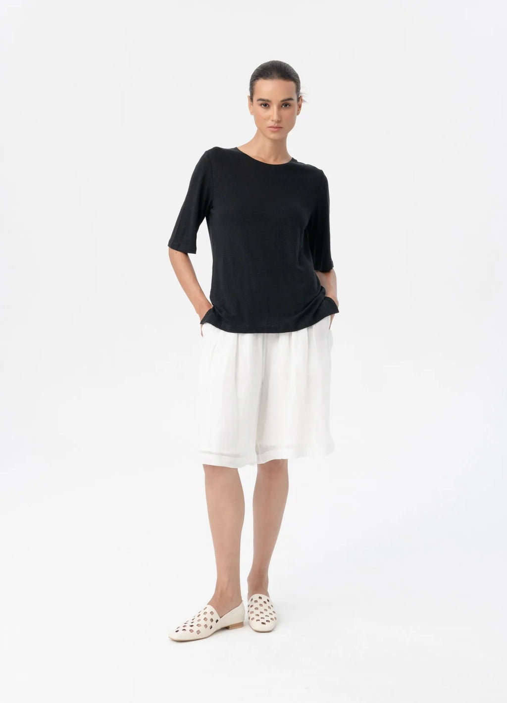 Linen Tee- Black