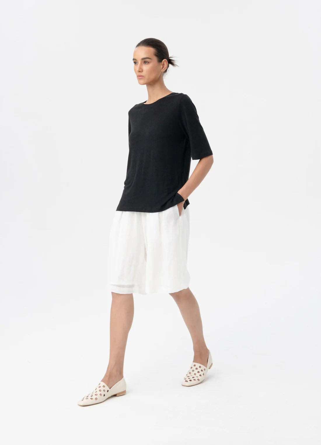 Linen Tee- Black